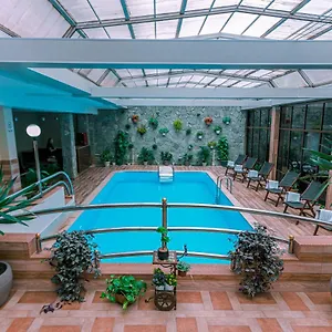 מלון Pino Vere Palace טביליסי